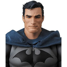Load image into Gallery viewer, Batman: Hush Batman MAFEX Action Figure