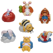 Load image into Gallery viewer, Winnie the Pooh Sweet Dreams MEA-100 Blind Box Mini-Figure
