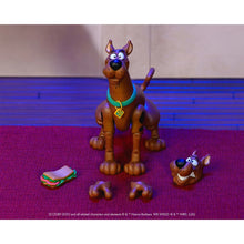 Load image into Gallery viewer, Scooby-Doo! Wave 2 Scooby-Doo 1:12 Scale Action Figure
