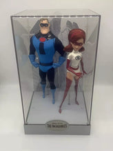 Load image into Gallery viewer, Disney Pixar Animation Studios Mr &amp; Mrs Incredible Limited Edition D23 12&quot; Dolls
