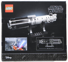 Load image into Gallery viewer, LEGO Luke Skywalker Lightsaber Promo Exclusive 40483
