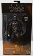 Load image into Gallery viewer, Star Wars The Black Series Carbonized Mandalorian
