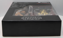 Load image into Gallery viewer, Star Wars The Black Series Chewbacca &amp; C-3PO
